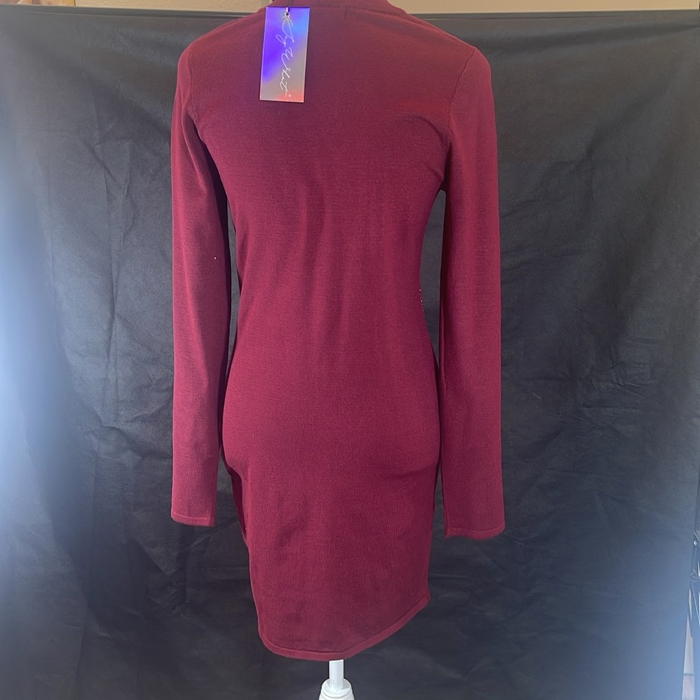 Say What , NWT ,  Burgundy color , Size XL. MIDI . - Picture 5 of 6